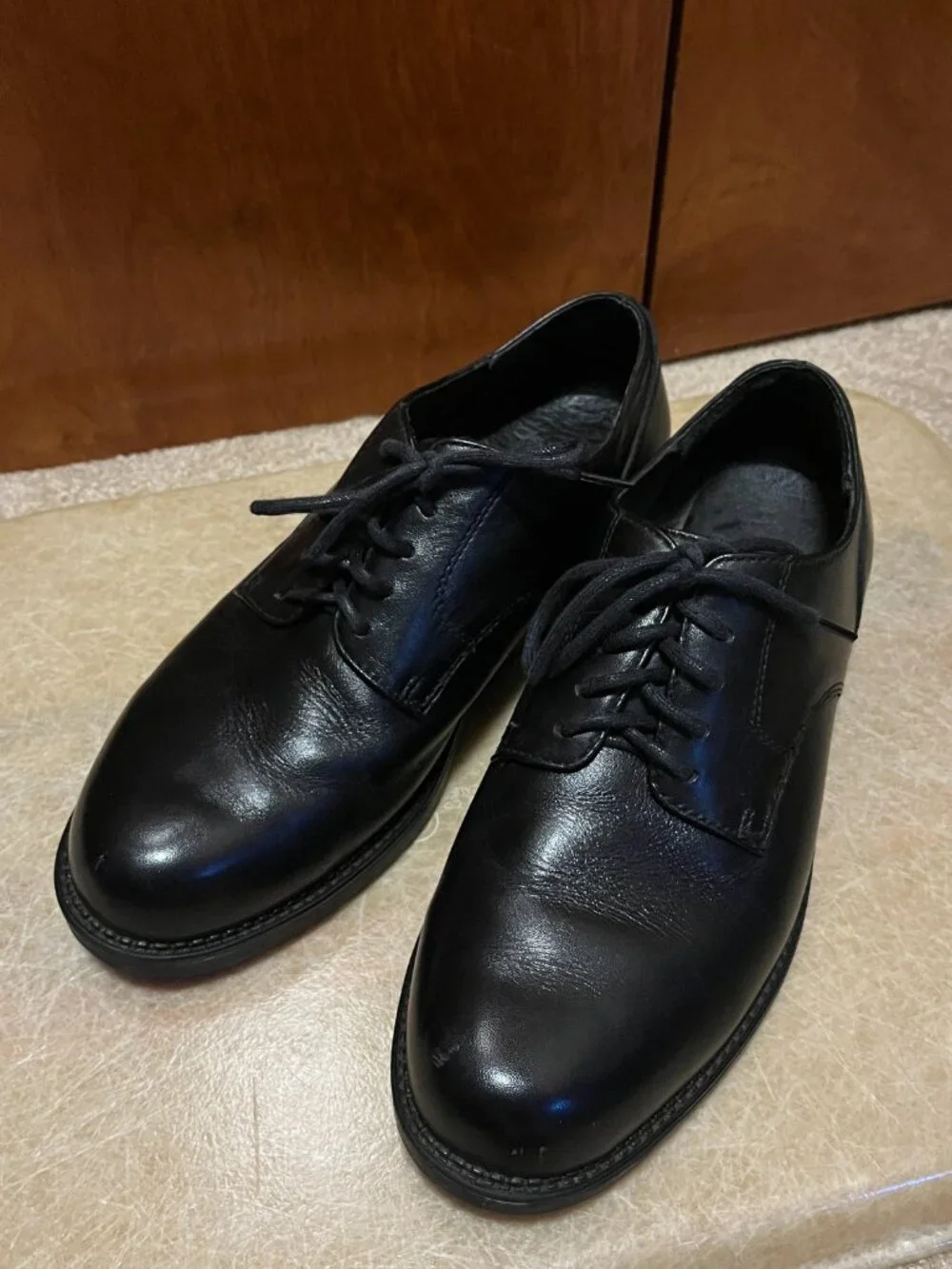 Nunn Bush black leather